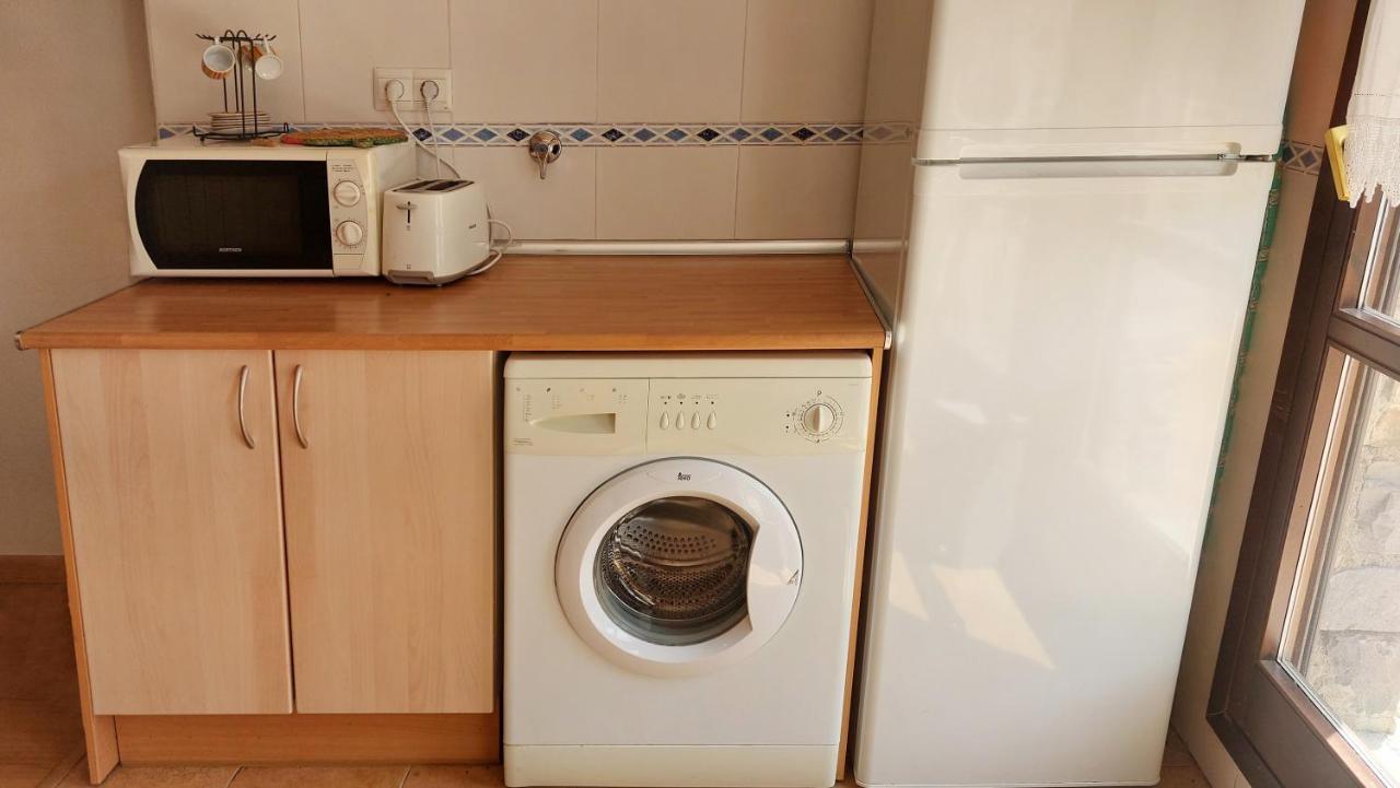 Apartamentos Castiello De Jaca 3000 ภายนอก รูปภาพ